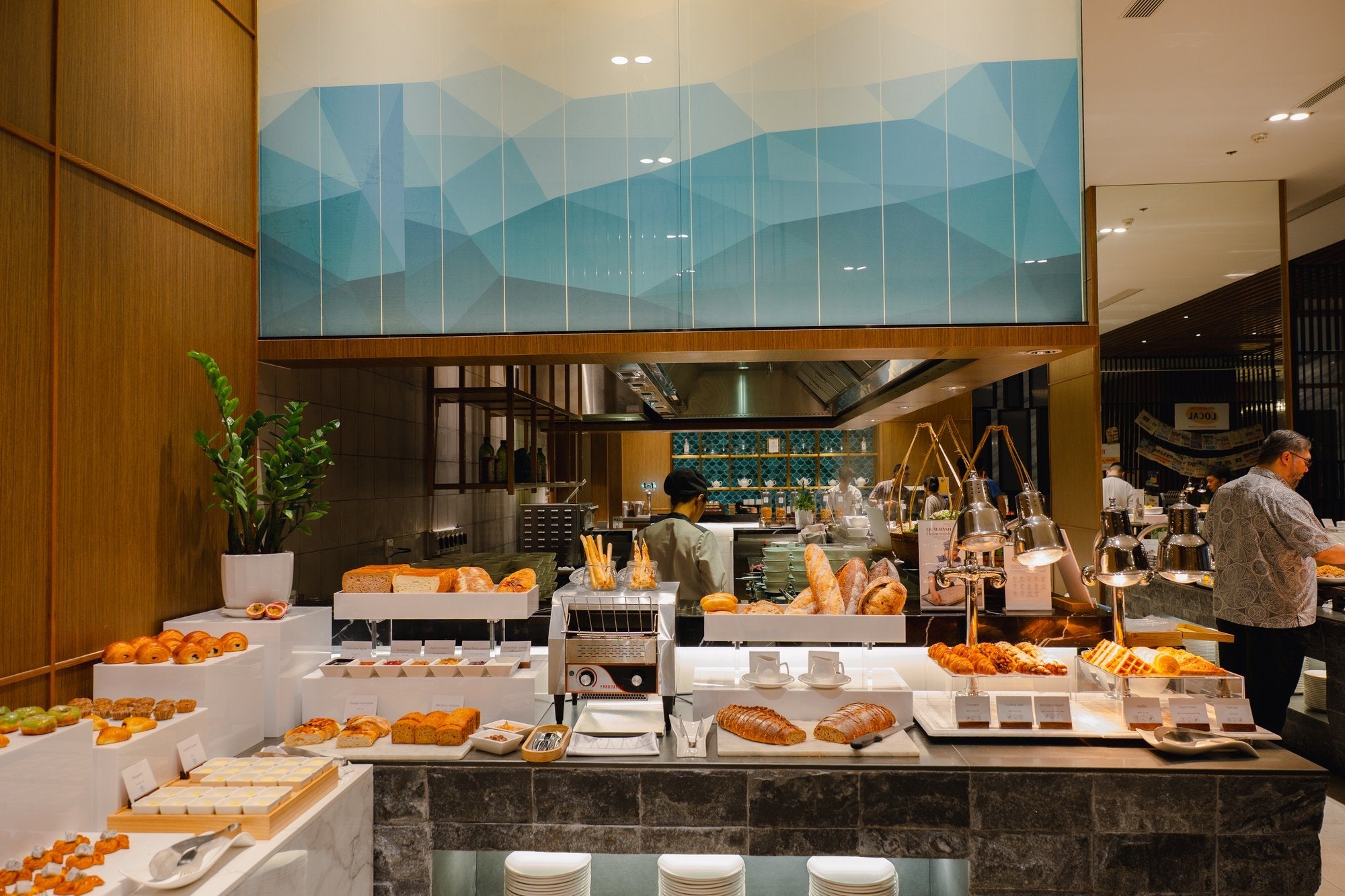 Buffet Tower in use at Crowne Plaza breakfast buffet