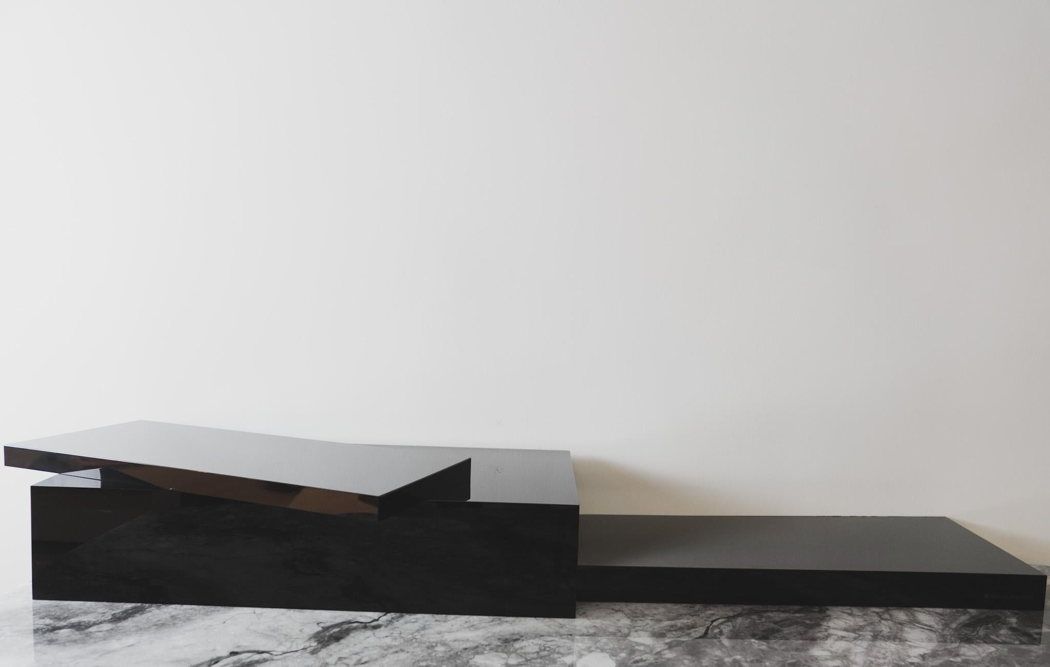 Graze Grid Trio - Noir - Plinths New York